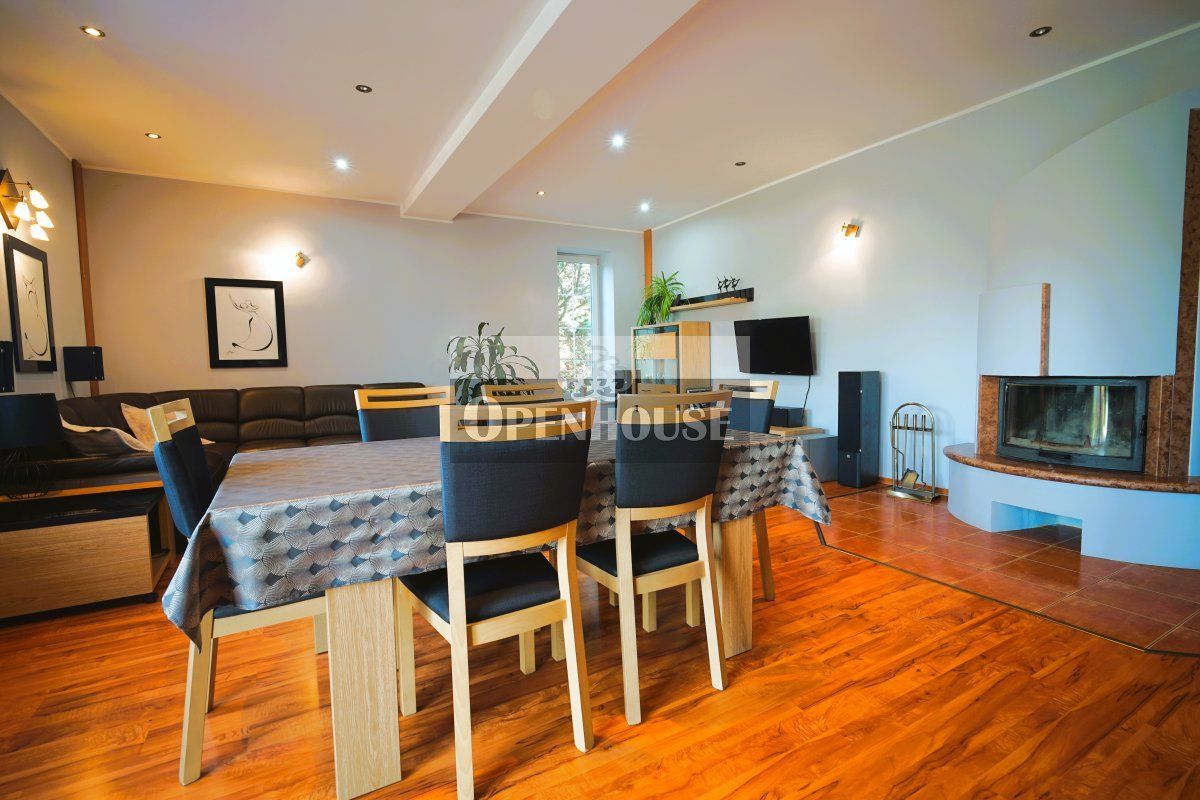 dom wolnostojący, 8 pokoi Bucze. Zdjęcie 6