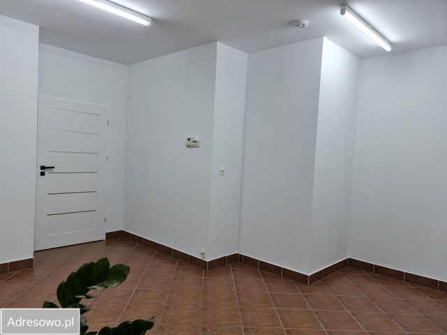 Lokal Ostrowiec Świętokrzyski, ul. Sandomierska. Zdjęcie 1