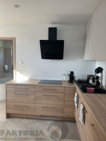 dom wolnostojący, 7 pokoi Szczecin Gumieńce. Zdjęcie 2