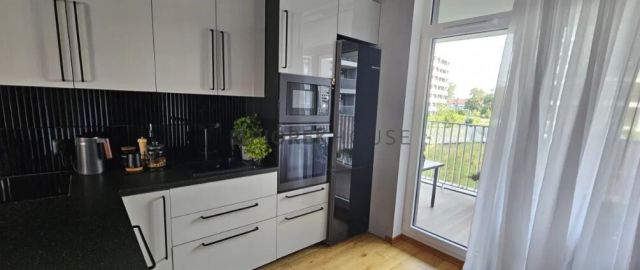 Mieszkanie 3-pokojowe Warszawa Praga-Południe, ul. Kokoryczki. Zdjęcie 5