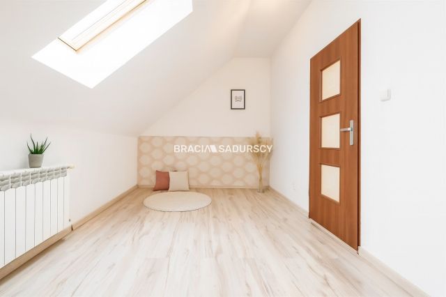 dom wolnostojący, 5 pokoi Węgrzce Wielkie. Zdjęcie 13