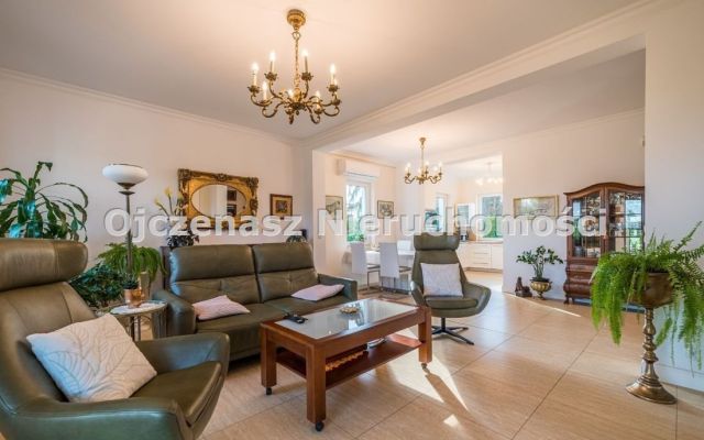 dom wolnostojący, 4 pokoje Murowaniec. Zdjęcie 4