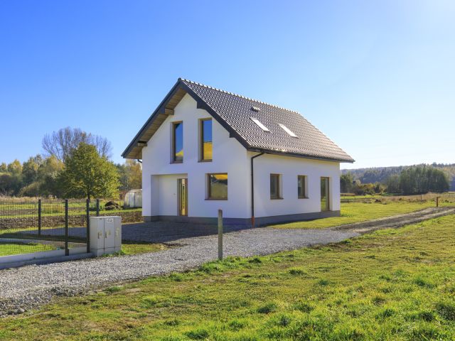 dom wolnostojący, 5 pokoi Krzeczów, ul. Krakowska. Zdjęcie 1