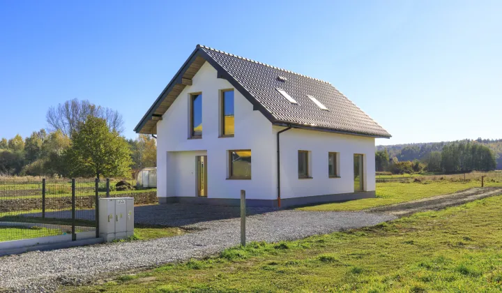 dom wolnostojący, 5 pokoi Krzeczów, ul. Krakowska