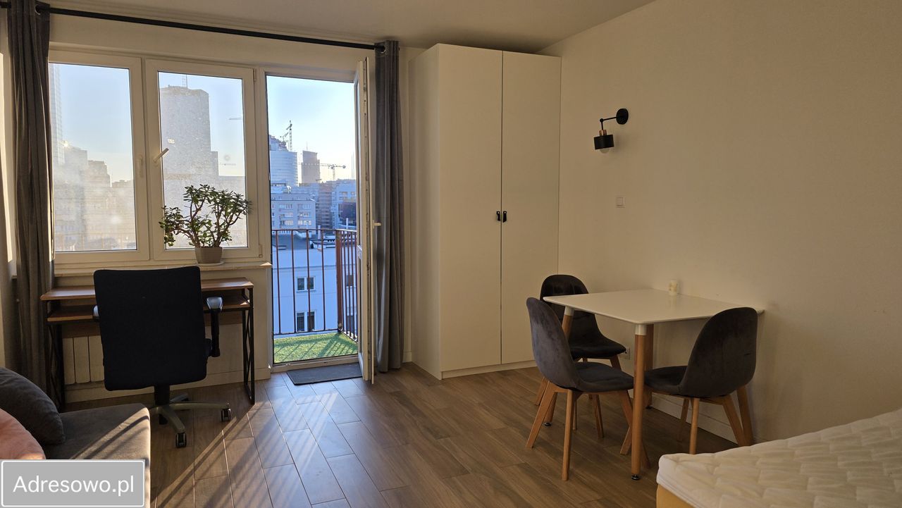 Mieszkanie 1-pokojowe Warszawa Śródmieście, pl. Jana Henryka Dąbrowskiego. Zdjęcie 1