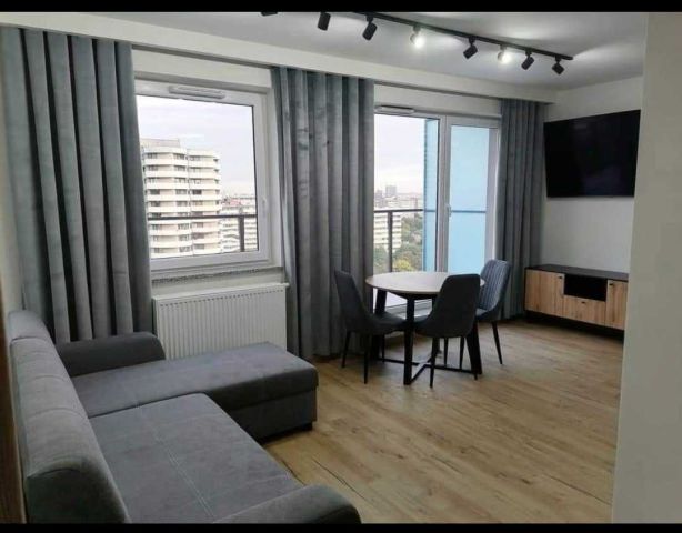 Mieszkanie 2-pokojowe Katowice os. Tysiąclecia, ul. Tysiąclecia. Zdjęcie 1