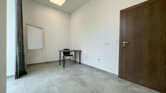 Biuro Rzeszów, rondo im. Żołnierzy 10 Sudeckiej Dywizji Piechoty. Zdjęcie 10