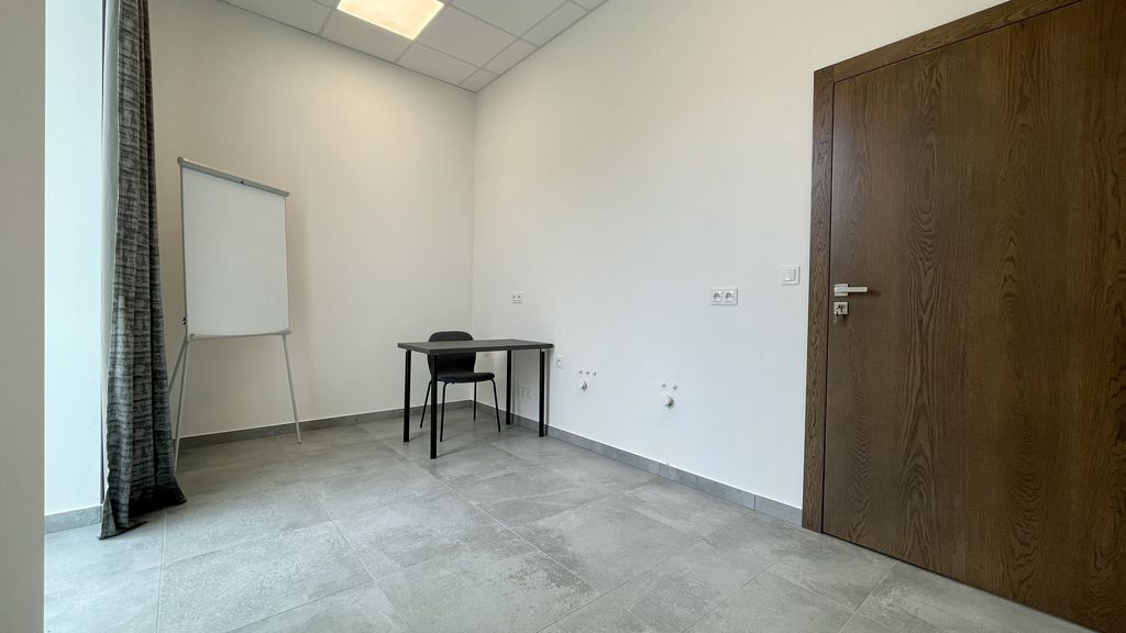 Biuro Rzeszów, rondo im. Żołnierzy 10 Sudeckiej Dywizji Piechoty. Zdjęcie 10