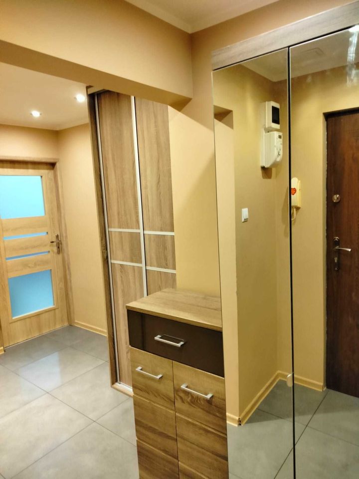 Mieszkanie 2-pokojowe Starachowice, ul. Ludwika Waryńskiego. Zdjęcie 2