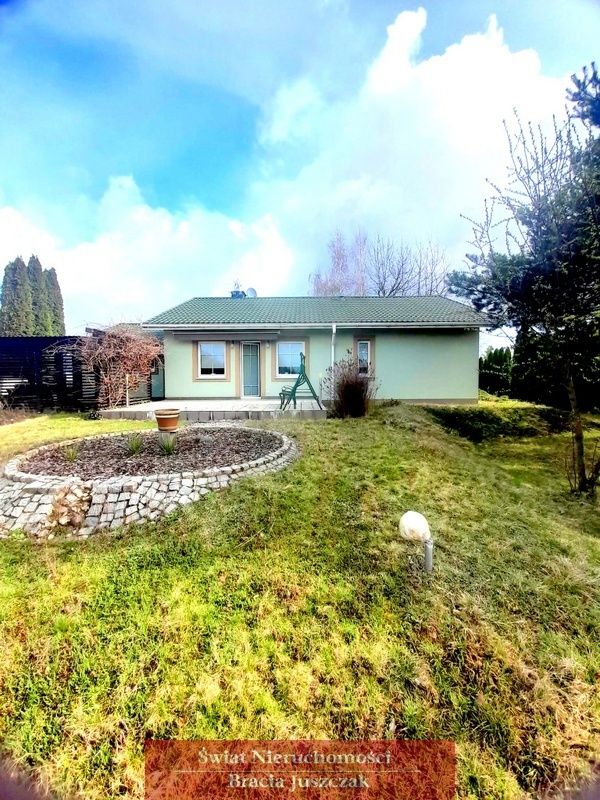 dom wolnostojący, 3 pokoje Stanowice. Zdjęcie 1