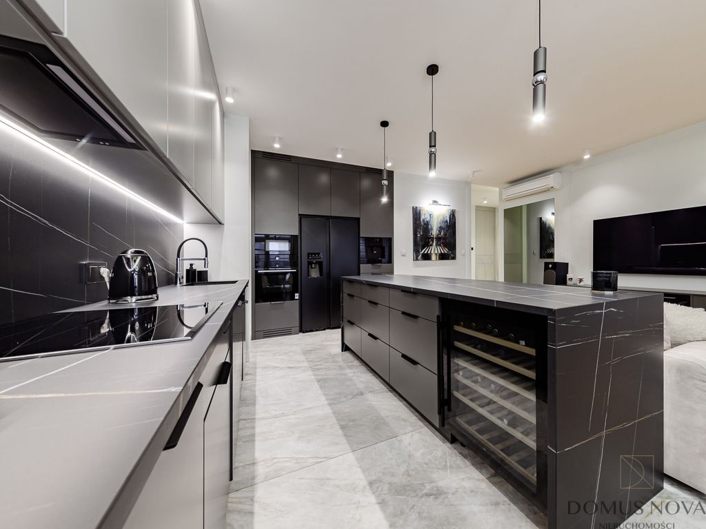 Mieszkanie 4-pokojowe Warszawa, ul. Kolejowa. Zdjęcie 4