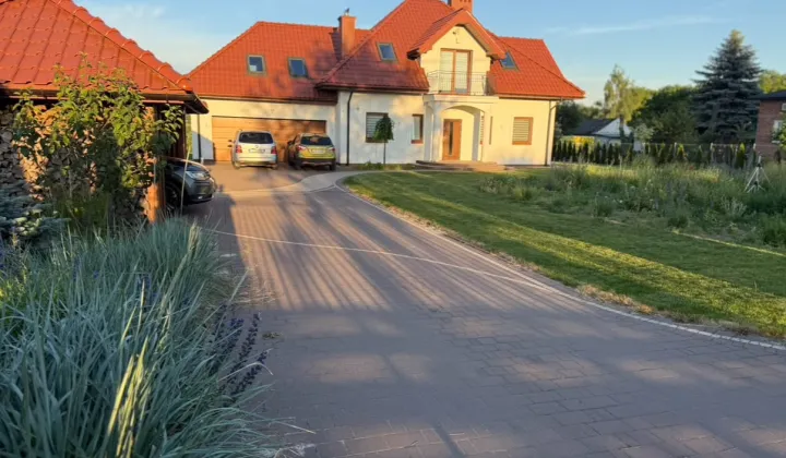 dom wolnostojący Płonki