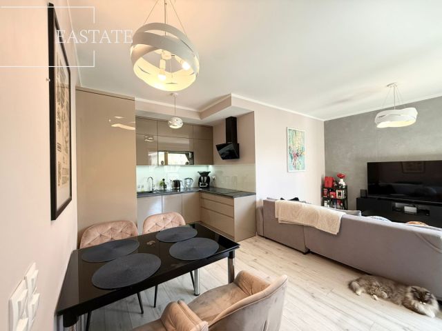 Mieszkanie 3-pokojowe Warszawa Wola, ul. Marcina Kasprzaka. Zdjęcie 1