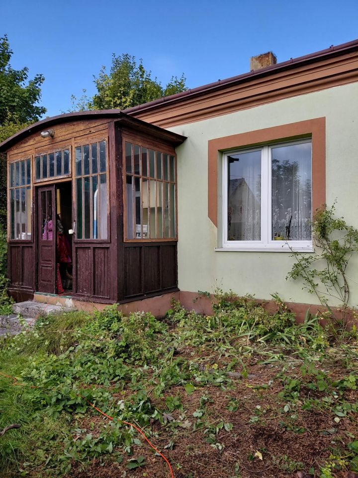 dom wolnostojący, 2 pokoje Jędrzejów, ul. Kielecka. Zdjęcie 3