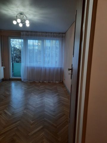 Mieszkanie 3-pokojowe Pabianice, ul. Stanisława Moniuszki. Zdjęcie 1
