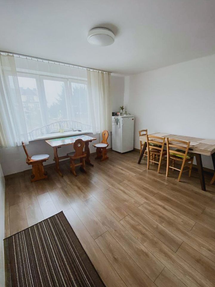 dom wolnostojący, 7 pokoi Wierzbica. Zdjęcie 10