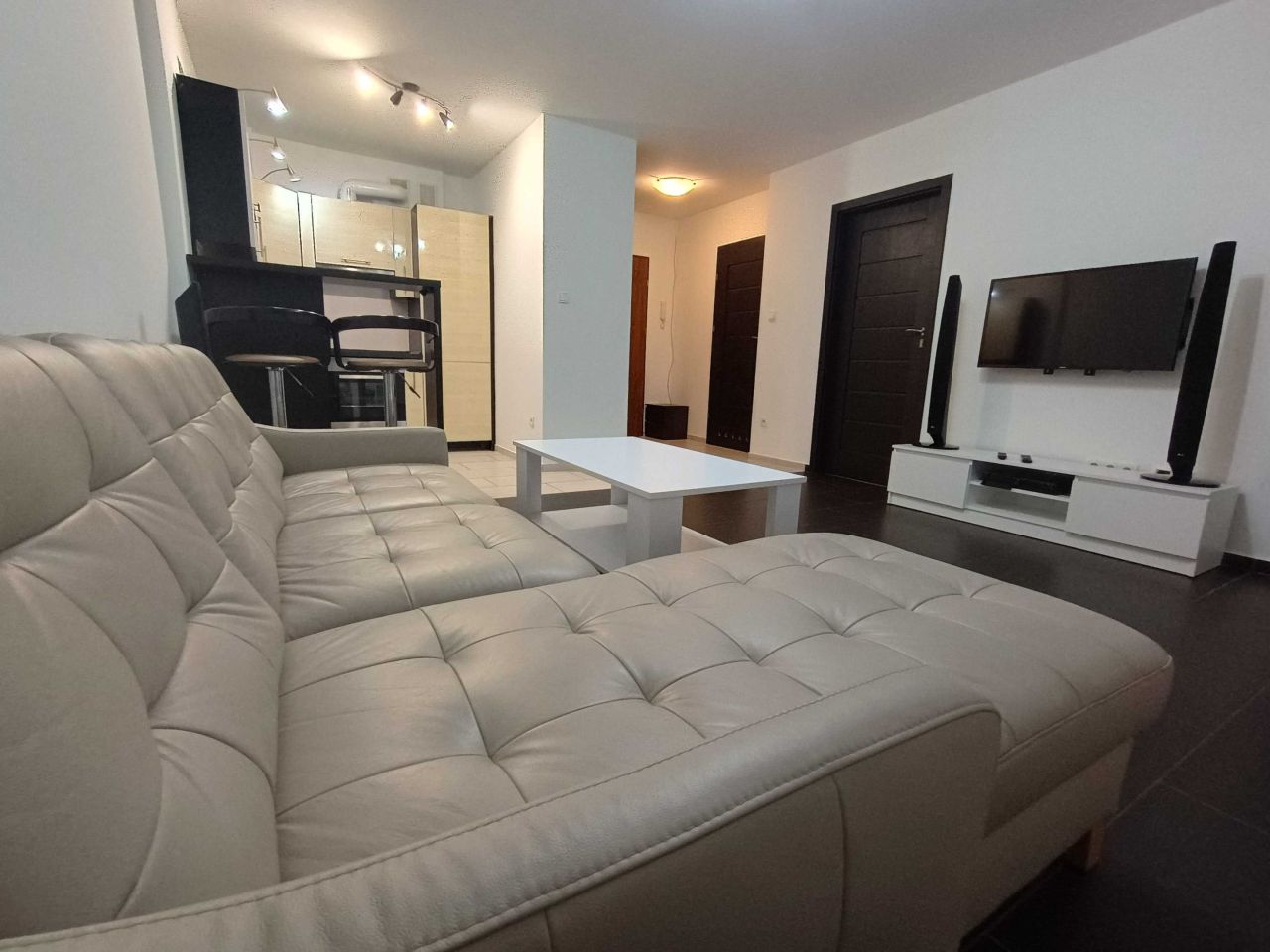 Mieszkanie 2-pokojowe Opole, ul. Nizinna. Zdjęcie 1