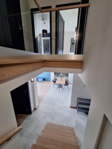 dom wolnostojący, 6 pokoi Krasne. Zdjęcie 15