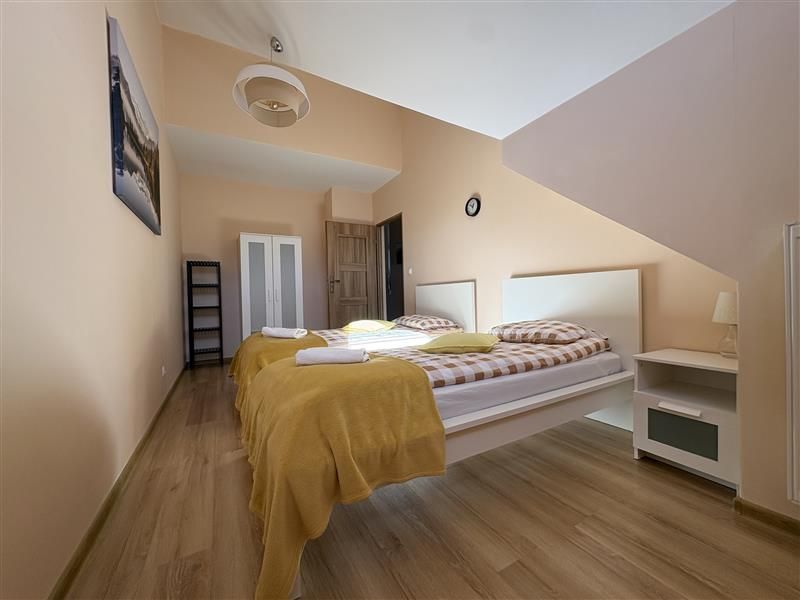 Mieszkanie 4-pokojowe Karpacz, ul. Komuny Paryskiej. Zdjęcie 4