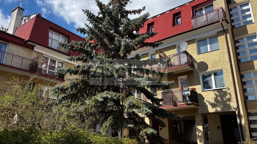 Mieszkanie 3-pokojowe Mysiadło, ul. Topolowa. Zdjęcie 1