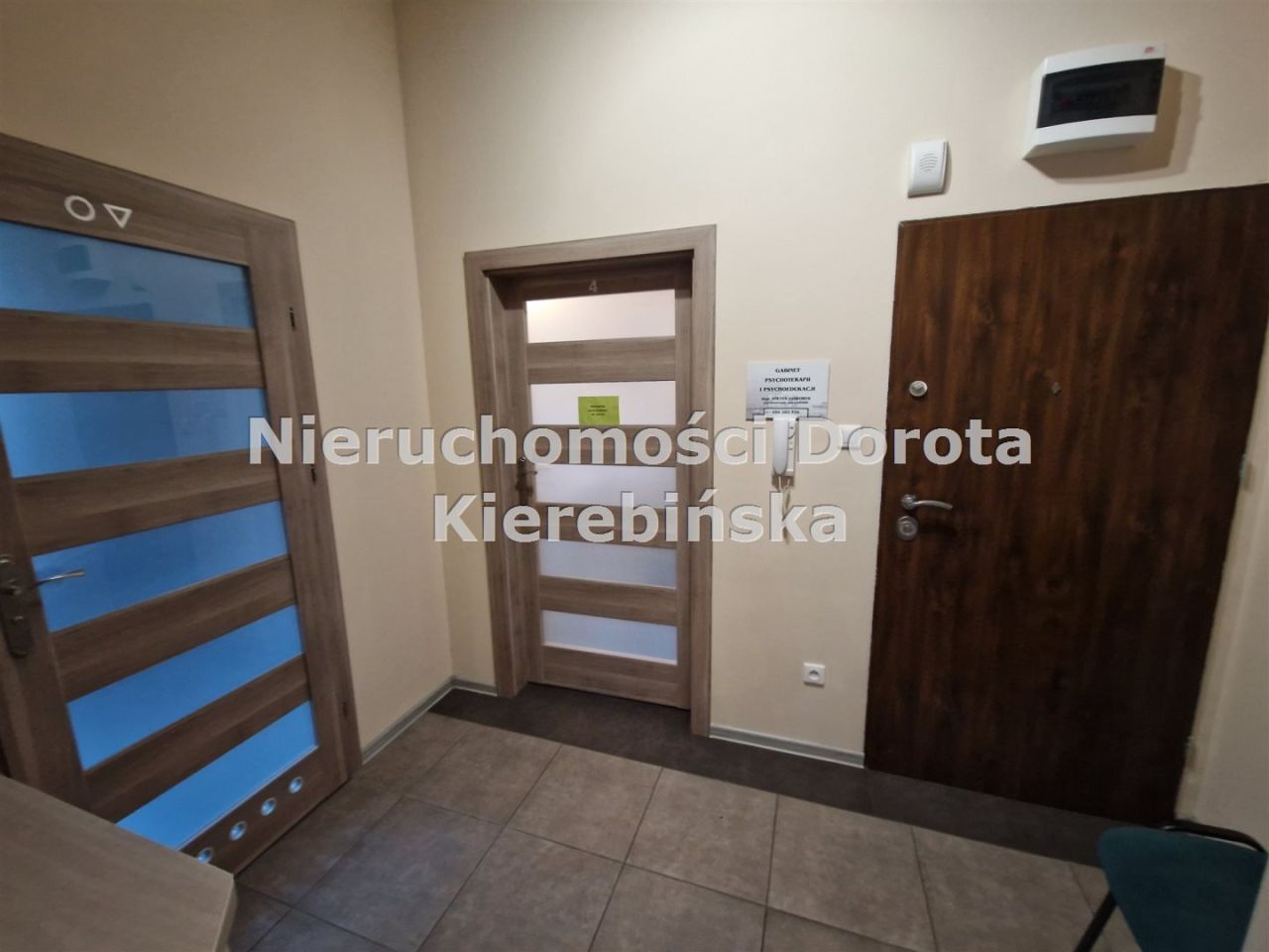 Mieszkanie 4-pokojowe Tomaszów Mazowiecki, ul. Smugowa. Zdjęcie 4