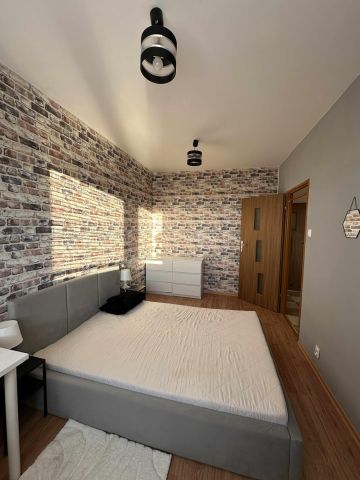 Mieszkanie 2-pokojowe Kraków Czyżyny, ul. bp. Piotra Tomickiego. Zdjęcie 1