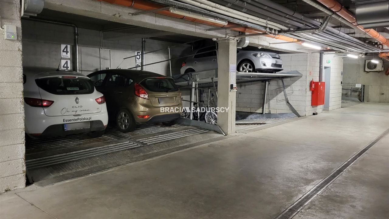 Garaż/miejsce parkingowe Kraków, ul. Lucjana Rydla. Zdjęcie 4