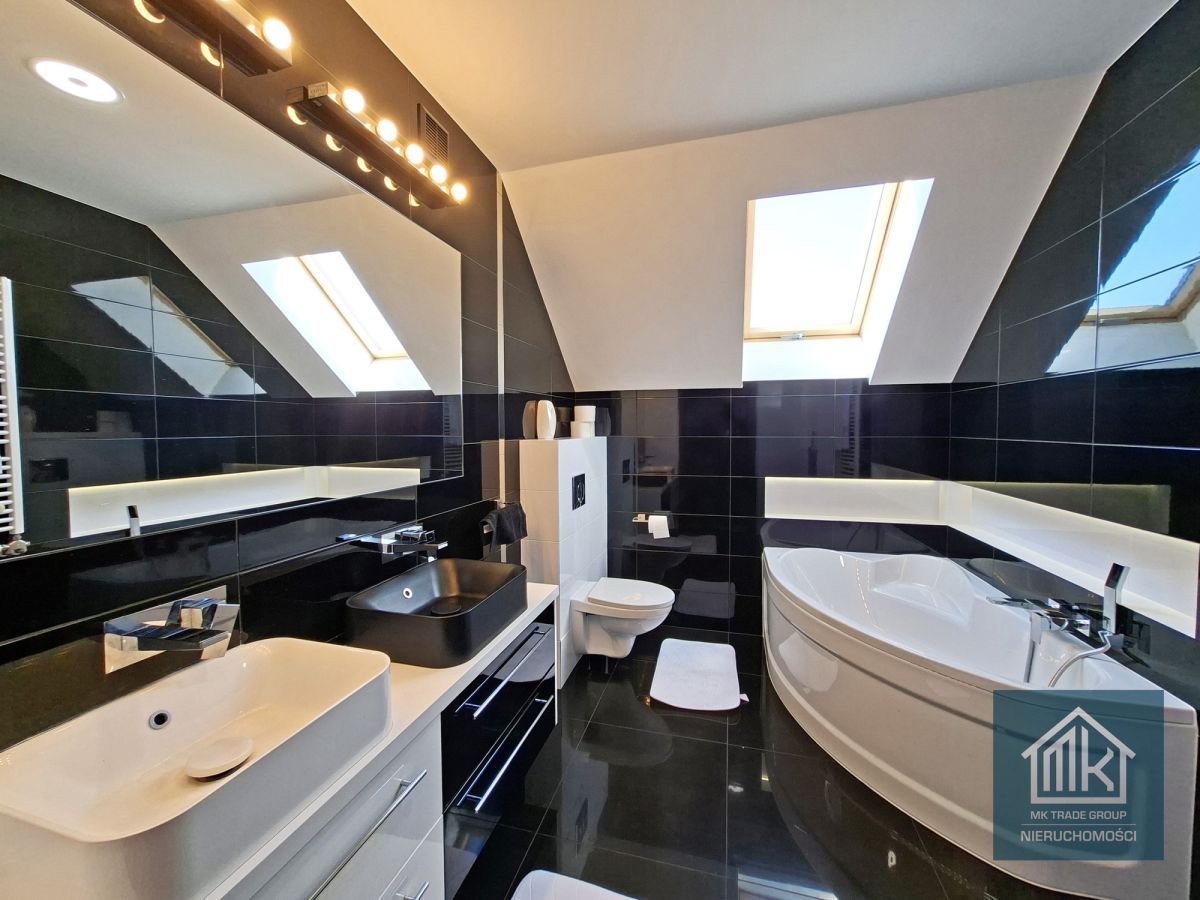 dom wolnostojący, 4 pokoje Niepołomice, ul. Słoneczna. Zdjęcie 13