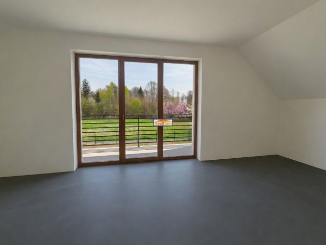 dom wolnostojący, 4 pokoje Rączna. Zdjęcie 12