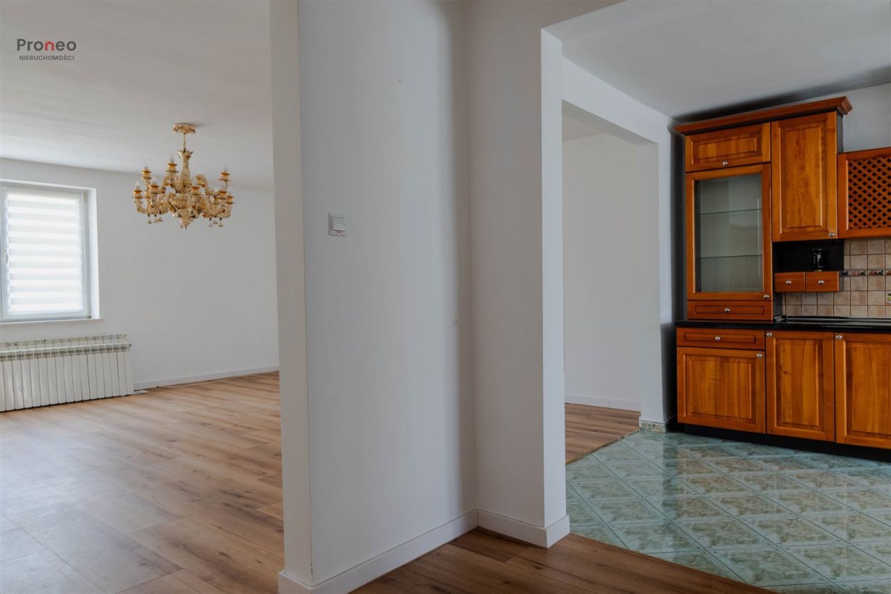 dom wolnostojący, 3 pokoje Stare Miasto. Zdjęcie 7