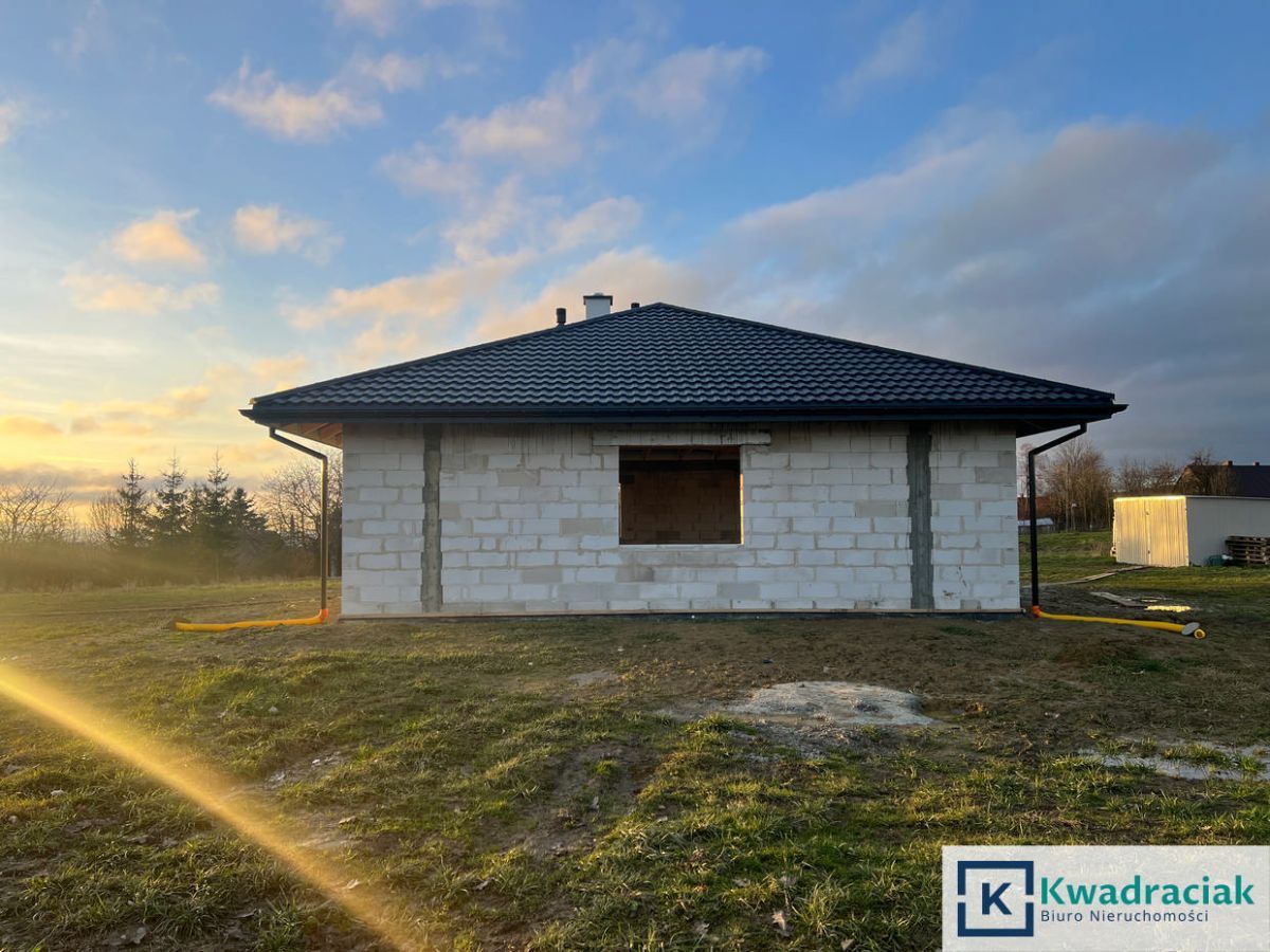 dom wolnostojący, 4 pokoje Kombornia. Zdjęcie 24