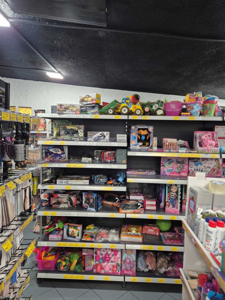 Lokal Jadwisin, ul. Jerzego Szaniawskiego. Zdjęcie 6