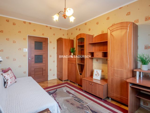 Mieszkanie 3-pokojowe Kraków Czyżyny, os. Dywizjonu 303. Zdjęcie 19