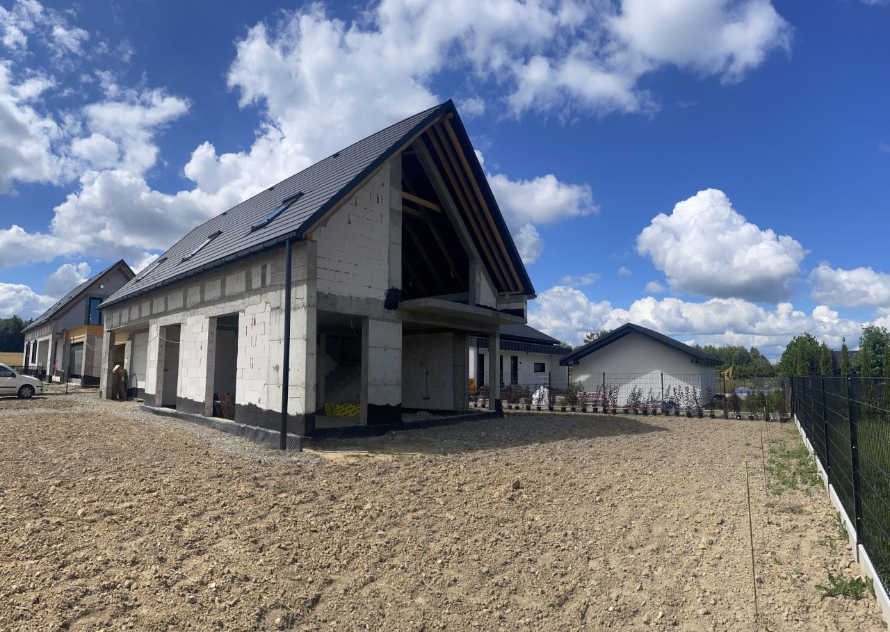 dom wolnostojący, 5 pokoi Cianowice, ul. Stawowa. Zdjęcie 2