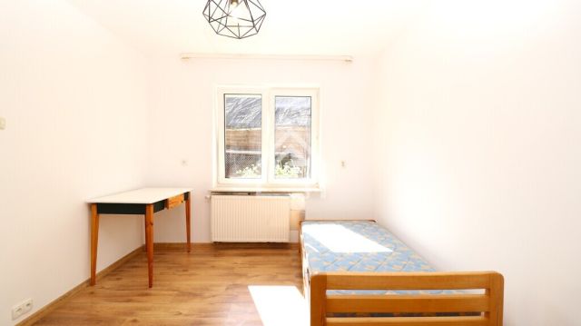 dom wolnostojący, 4 pokoje Nowy Wiśnicz. Zdjęcie 3
