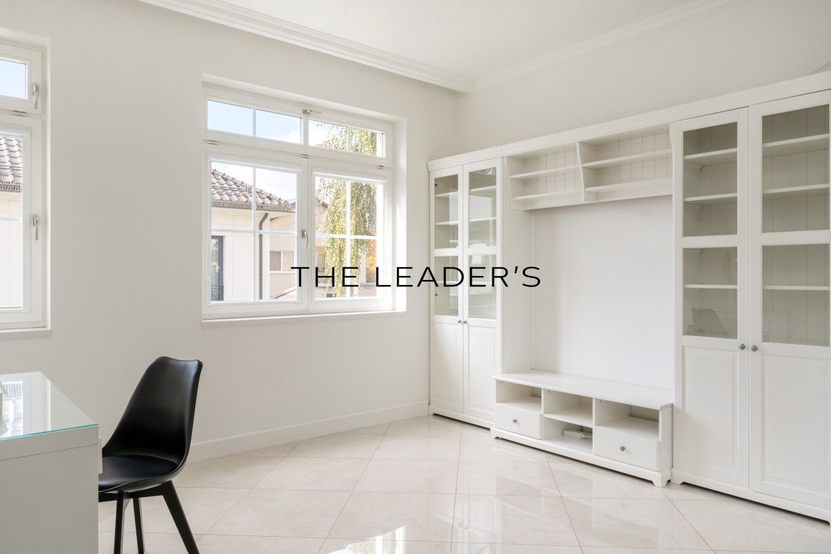 dom wolnostojący, 10 pokoi Warszawa Wilanów. Zdjęcie 14