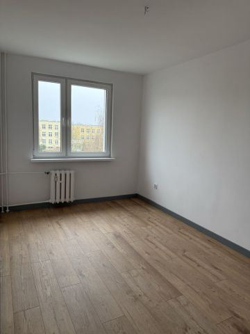 Mieszkanie 3-pokojowe Szczecinek, ul. Połczyńska. Zdjęcie 1