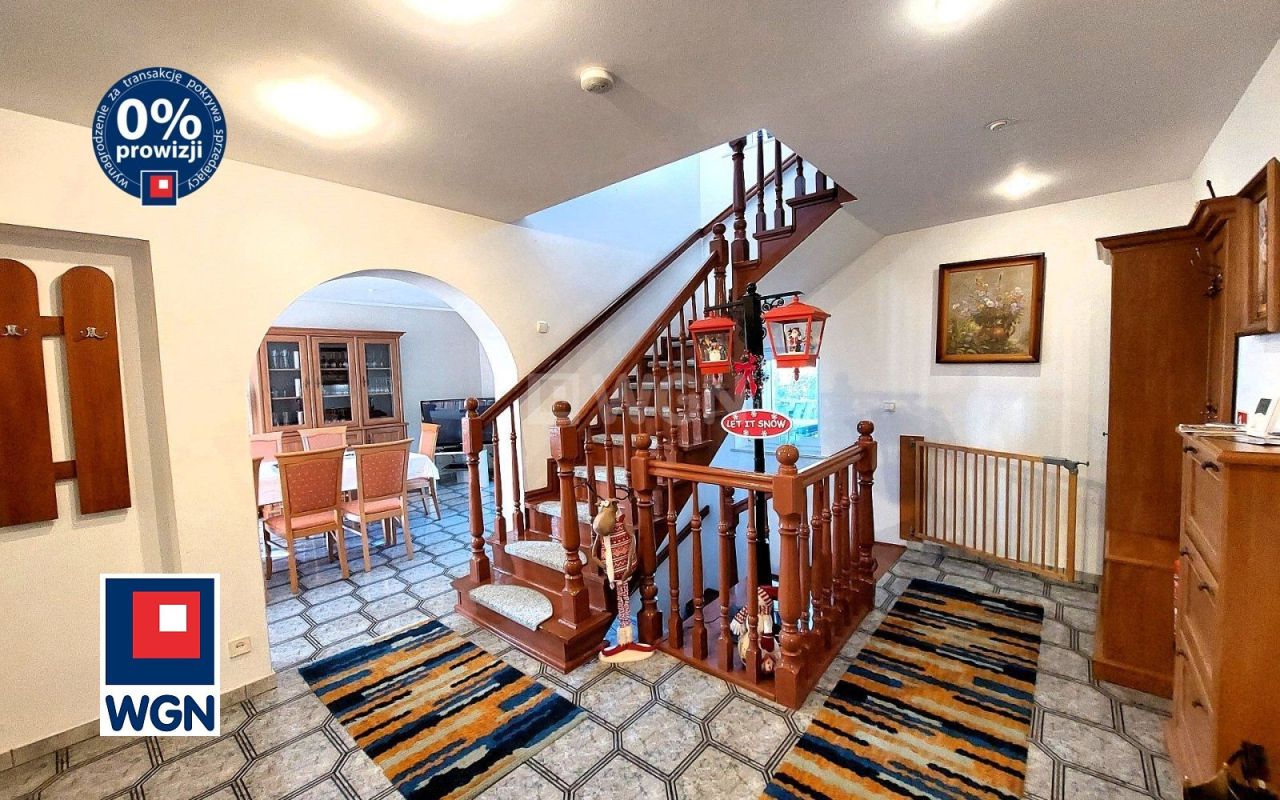 dom wolnostojący, 10 pokoi Budzistowo. Zdjęcie 2