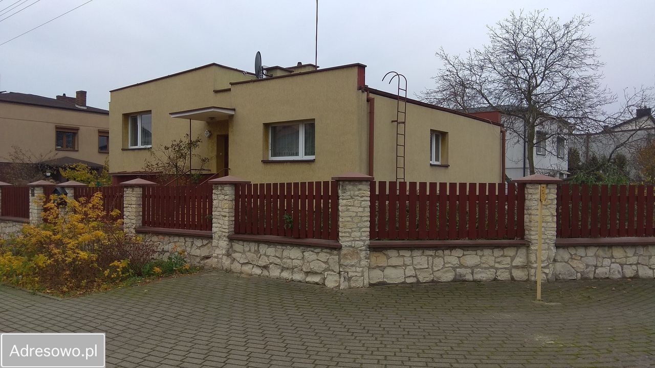 dom wolnostojący, 5 pokoi Koło. Zdjęcie 8