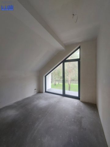 dom wolnostojący, 6 pokoi Borowina. Zdjęcie 13