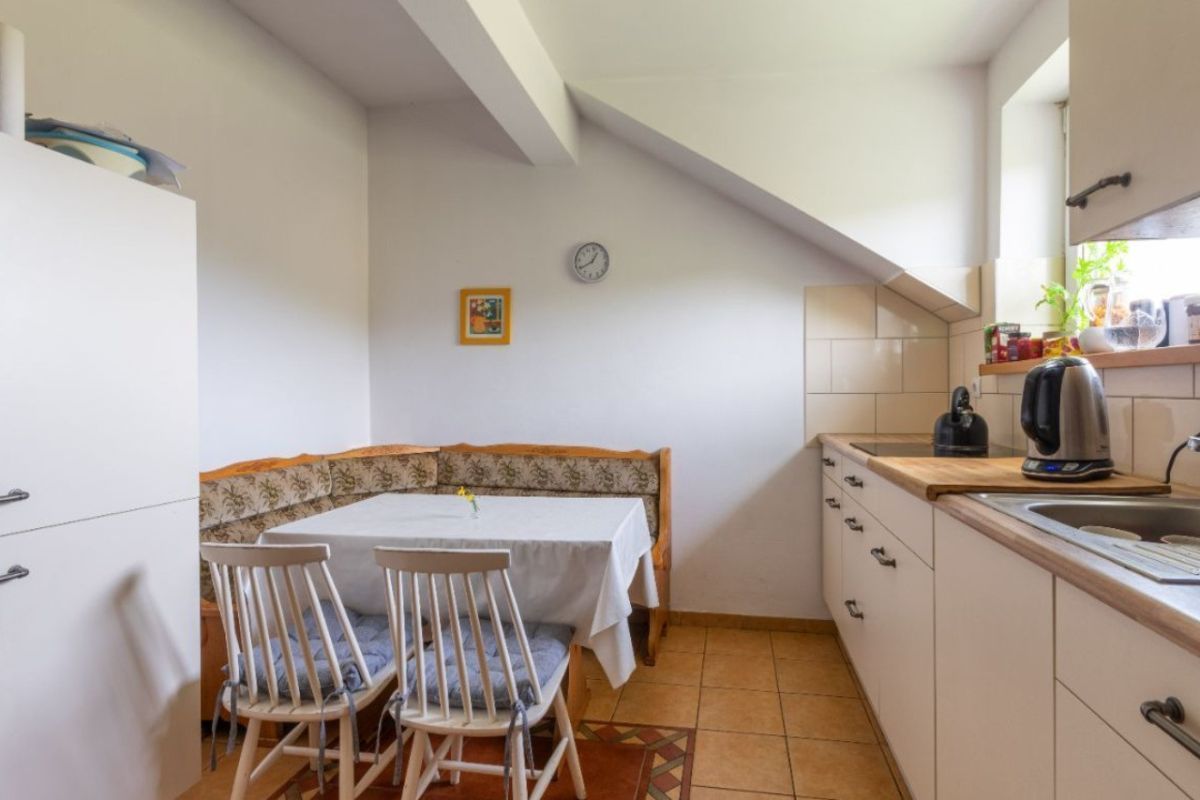 dom wolnostojący, 13 pokoi Borowice. Zdjęcie 7