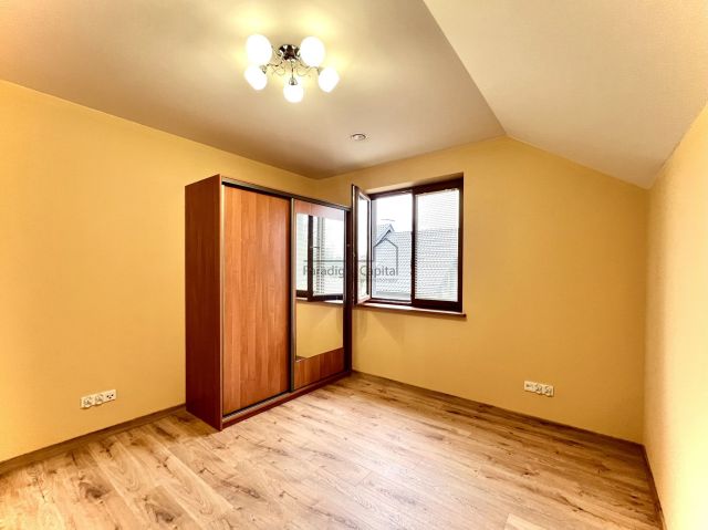 bliźniak, 5 pokoi Modlniczka. Zdjęcie 16