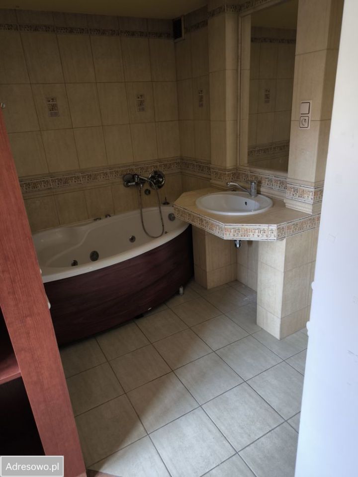 dom wolnostojący, 5 pokoi Nowy Sącz Chełmiec. Zdjęcie 11