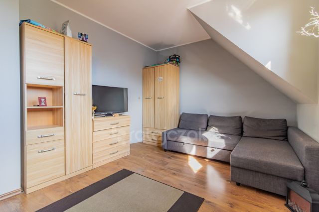 bliźniak, 4 pokoje Radunica. Zdjęcie 15