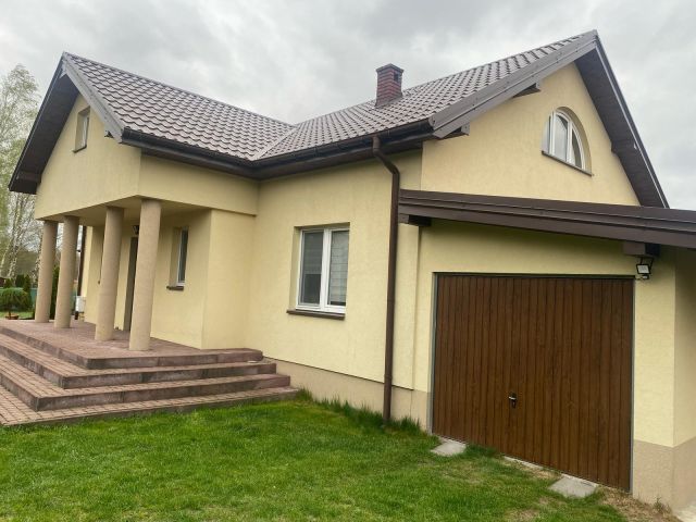 dom wolnostojący, 4 pokoje Bartniki, ul. Parkowa. Zdjęcie 1