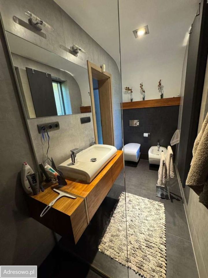 dom wolnostojący, 9 pokoi Bielsko-Biała Stare Bielsko, ul. Hutnicza. Zdjęcie 12