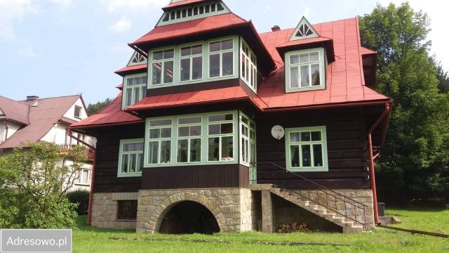 dom wolnostojący, 6 pokoi Sucha Beskidzka. Zdjęcie 1