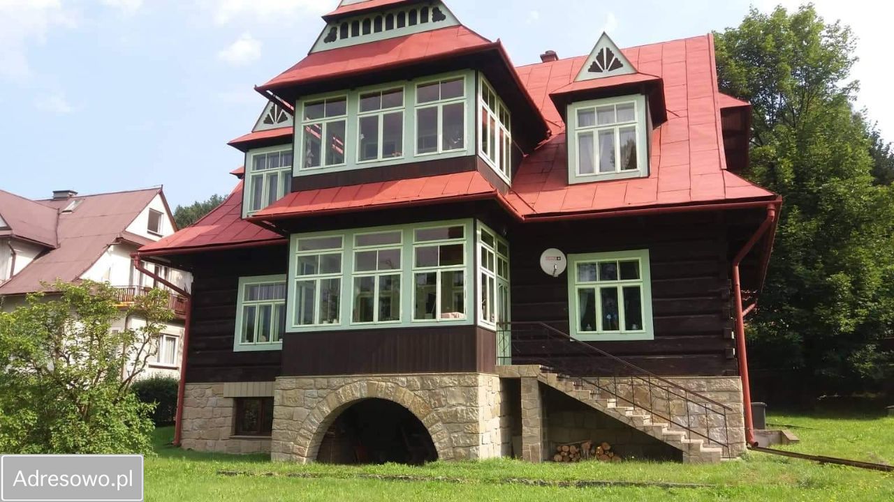 dom wolnostojący, 6 pokoi Sucha Beskidzka. Zdjęcie 1