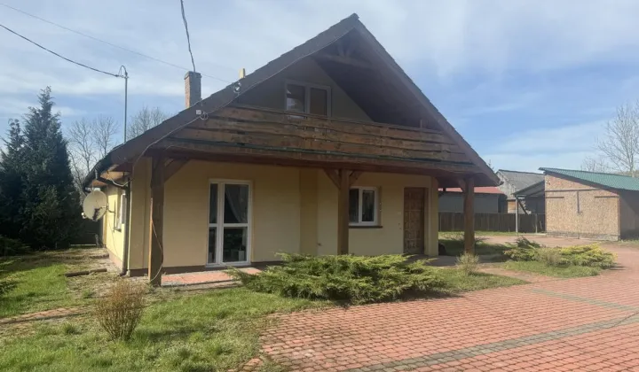 dom wolnostojący Siennica Różana