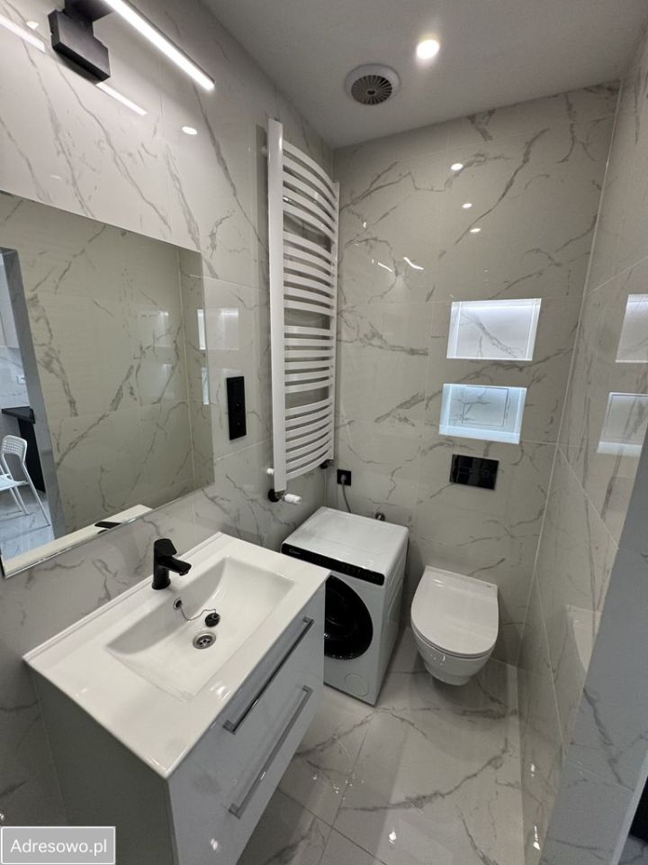 Mieszkanie 3-pokojowe Bytom Śródmieście, ul. Antoniego Józefczaka. Zdjęcie 8